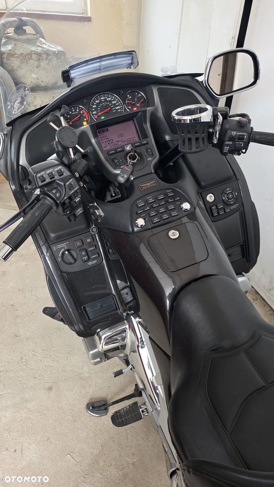 Honda GL - 9