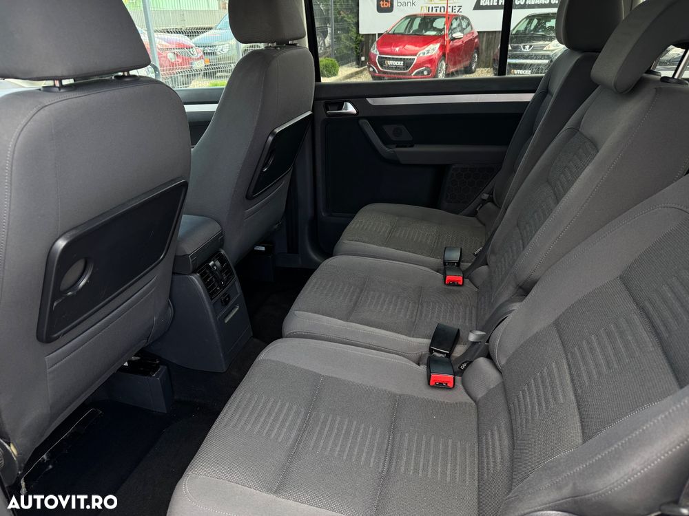 Volkswagen Touran 1.4 TSI STYLE - 12