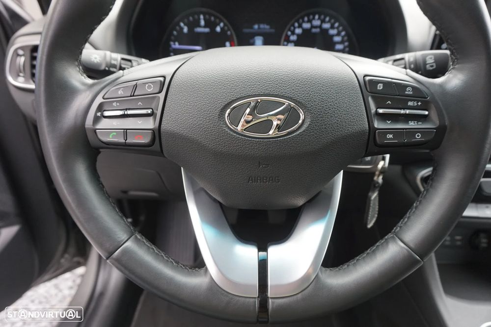 Hyundai i30 1.6 CRDI STyle - 38
