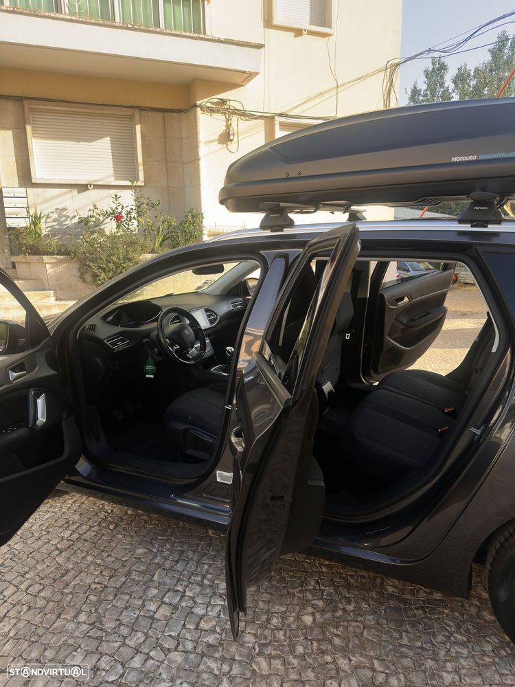 Peugeot 308 SW 1.5 BlueHDi Allure - 19