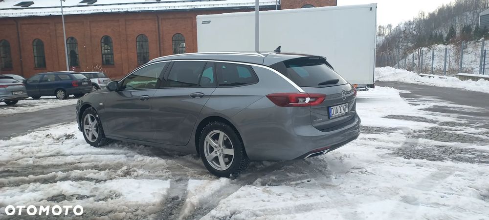 Opel Insignia - 12