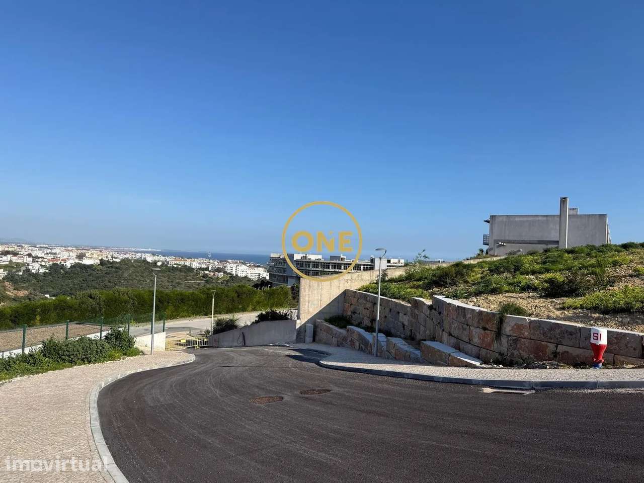 Terreno Urbano Vista Mar | 732 m² | Para Moradia e Piscina–Albufeira - Grande imagem: 2/5
