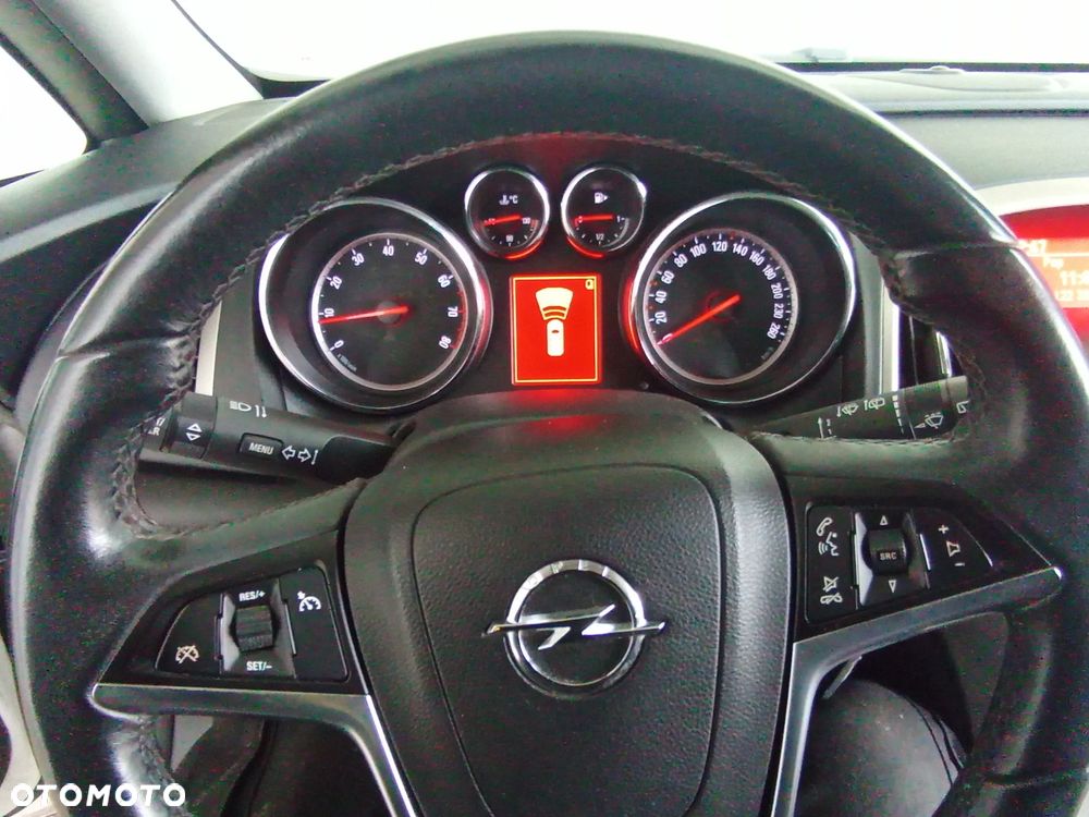 Opel Astra 1.4 Turbo Exklusiv - 13