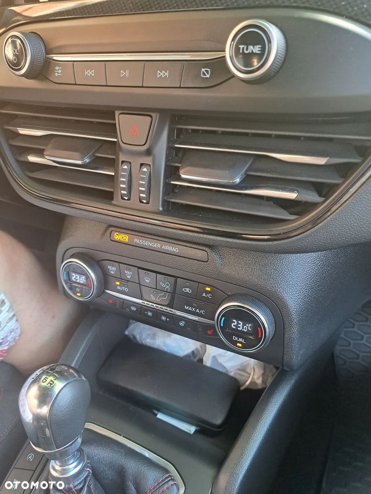 Ford Focus 1.0 EcoBoost ST-Line ASS - 8