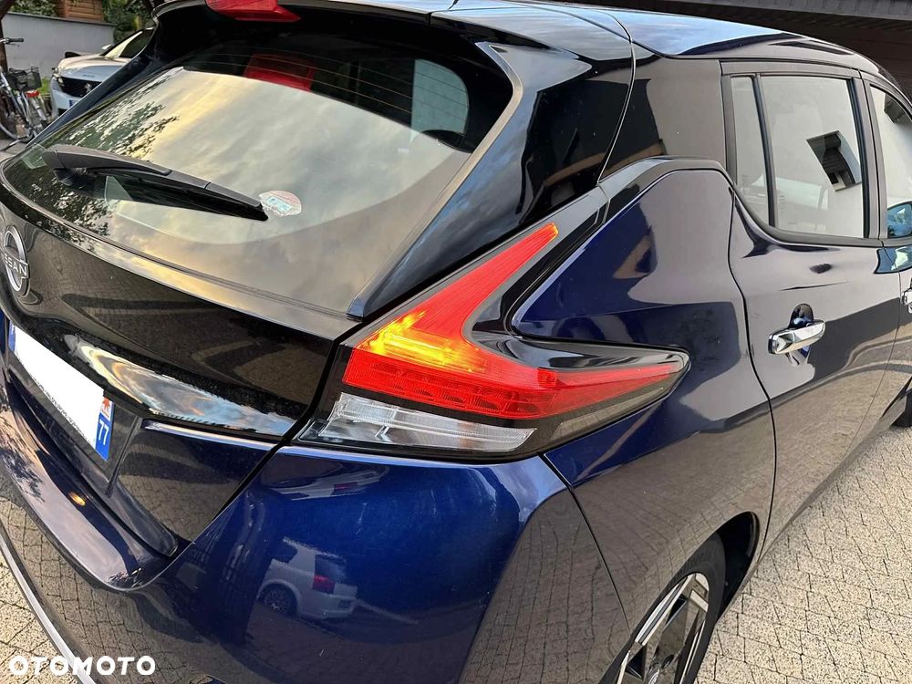 Nissan Leaf 40 kWh TEKNA - 23