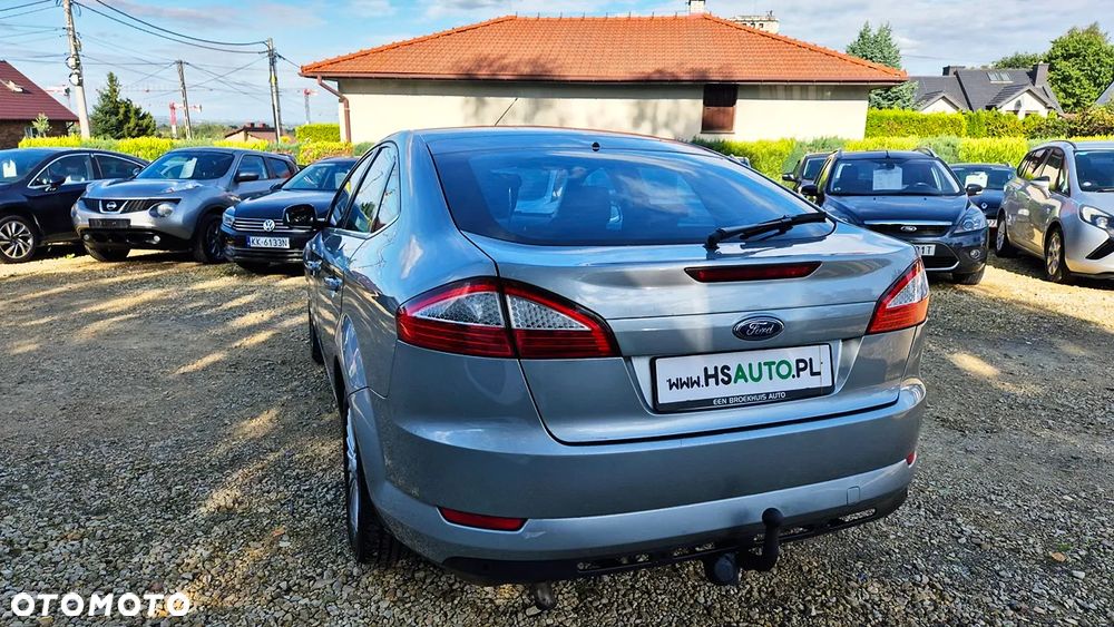 Ford Mondeo 2.0 FF Ghia - 15