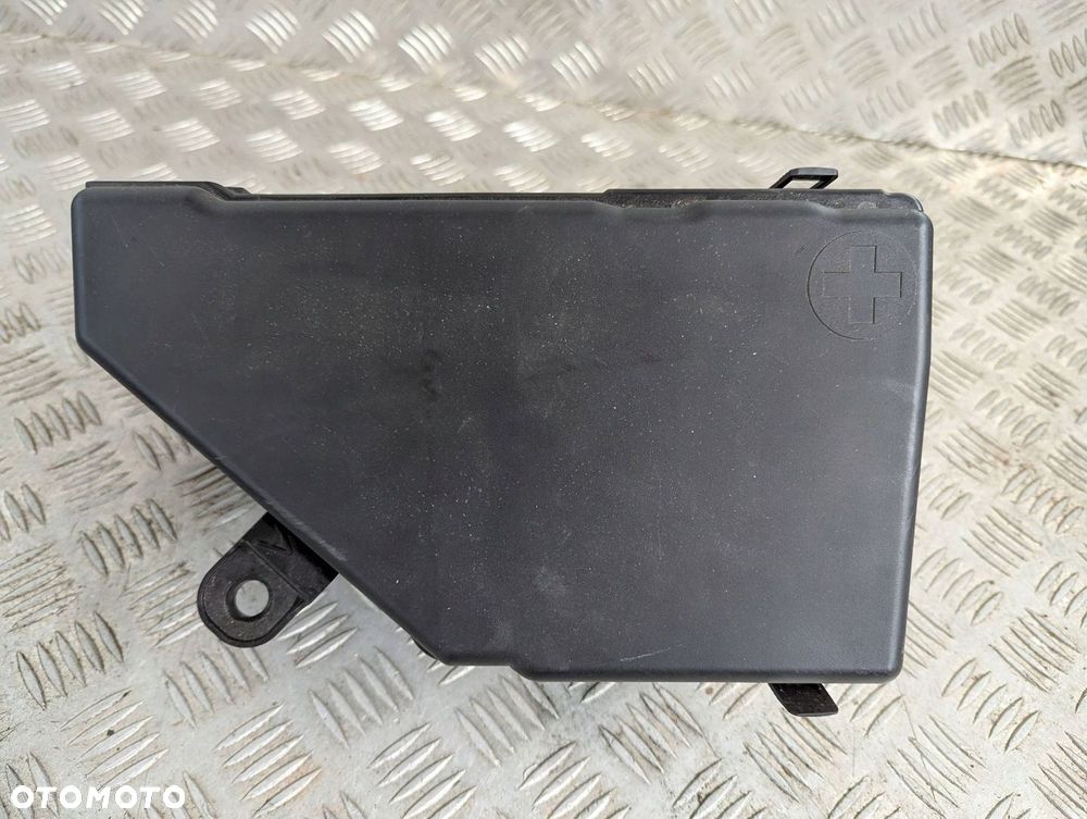 Nissan Qashqai III J12 2021-2025 1.5 VC-T Skrzynka bezpieczników - 1