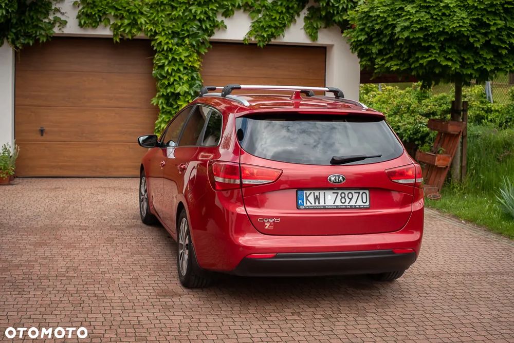 Kia Ceed 1.6 GDI L Business Line - 15