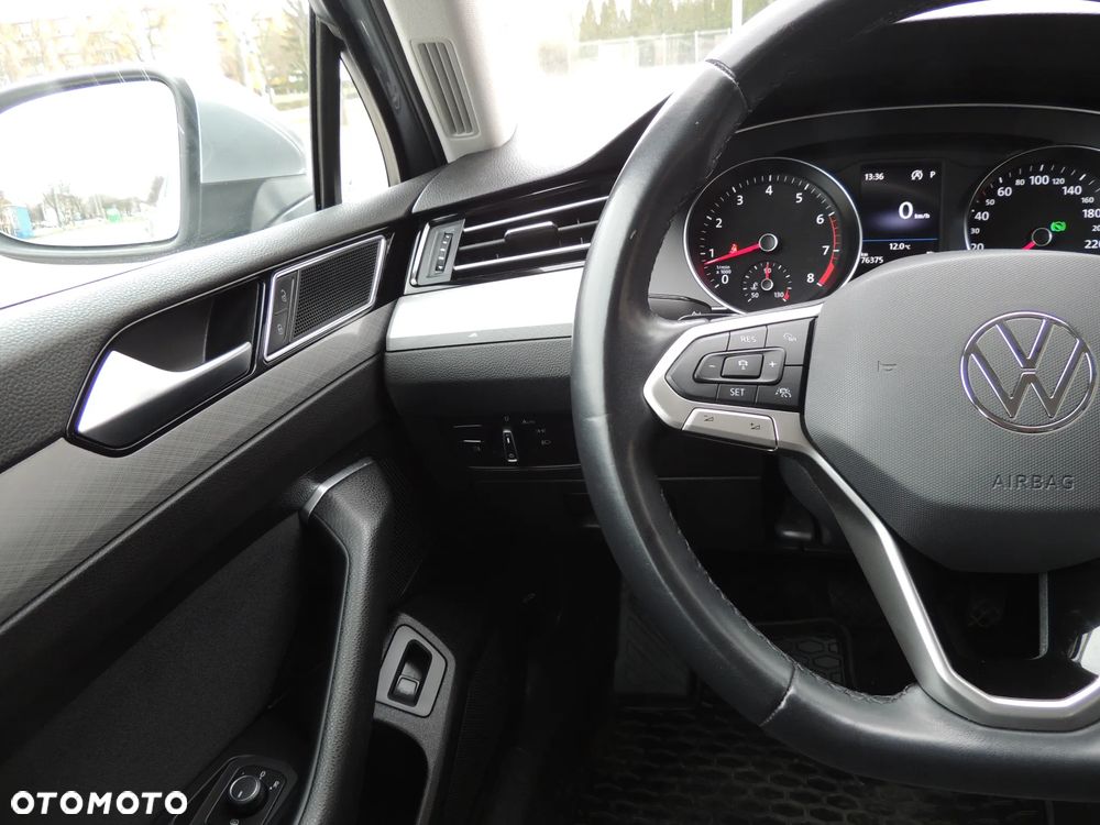 Volkswagen Passat 1.5 TSI EVO Business DSG - 28