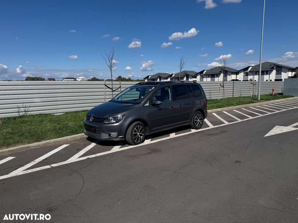 VOLKSWAGEN Touran 2011 — imagine 11