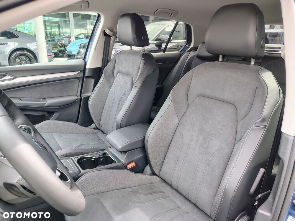 Volkswagen Golf - 14