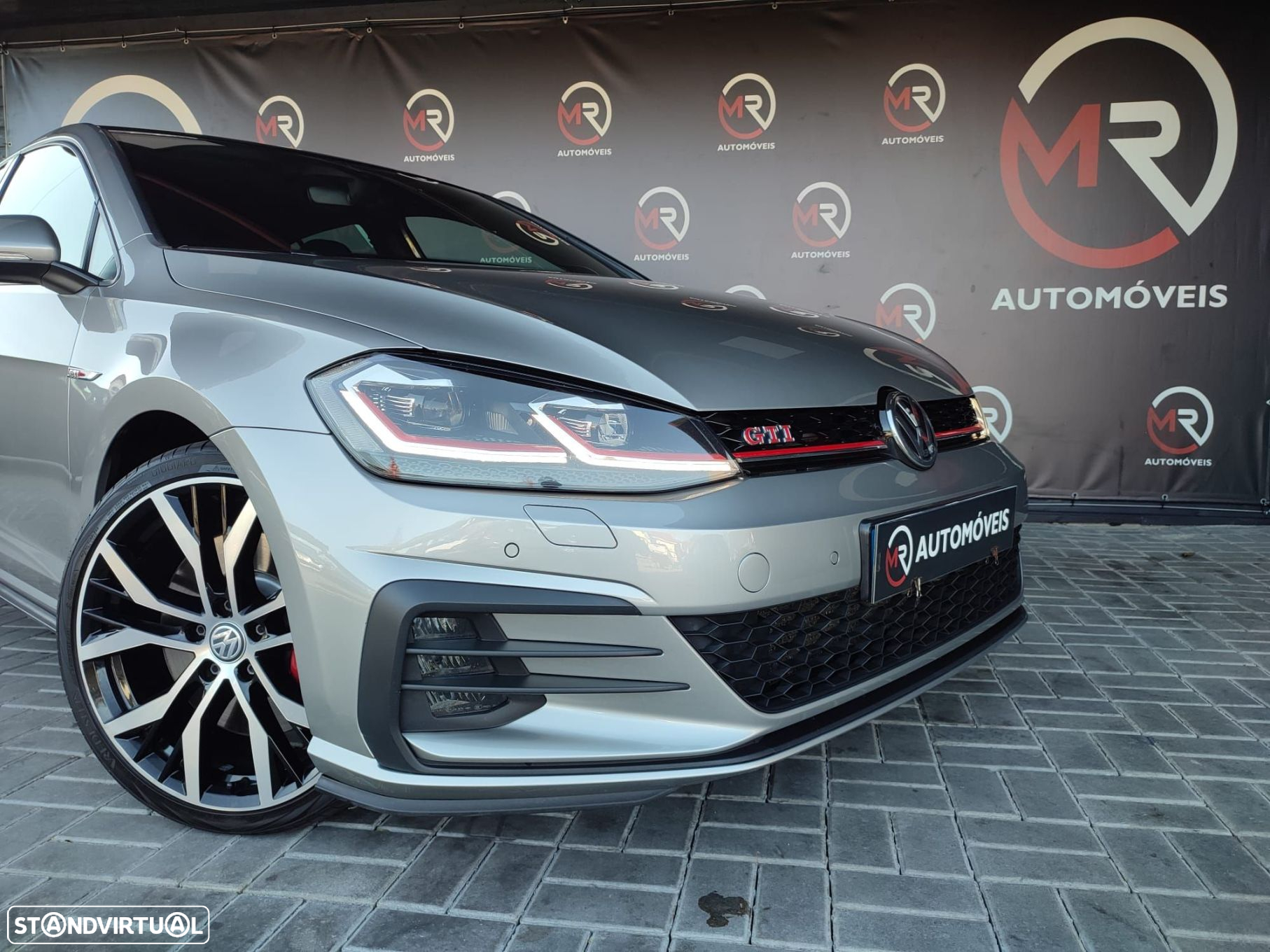 VW Golf 2.0 TSI GTI DSG Performance - 43