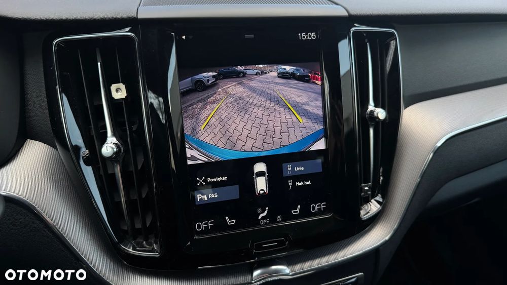 Volvo XC 60 T5 GPF AWD R-Design - 26