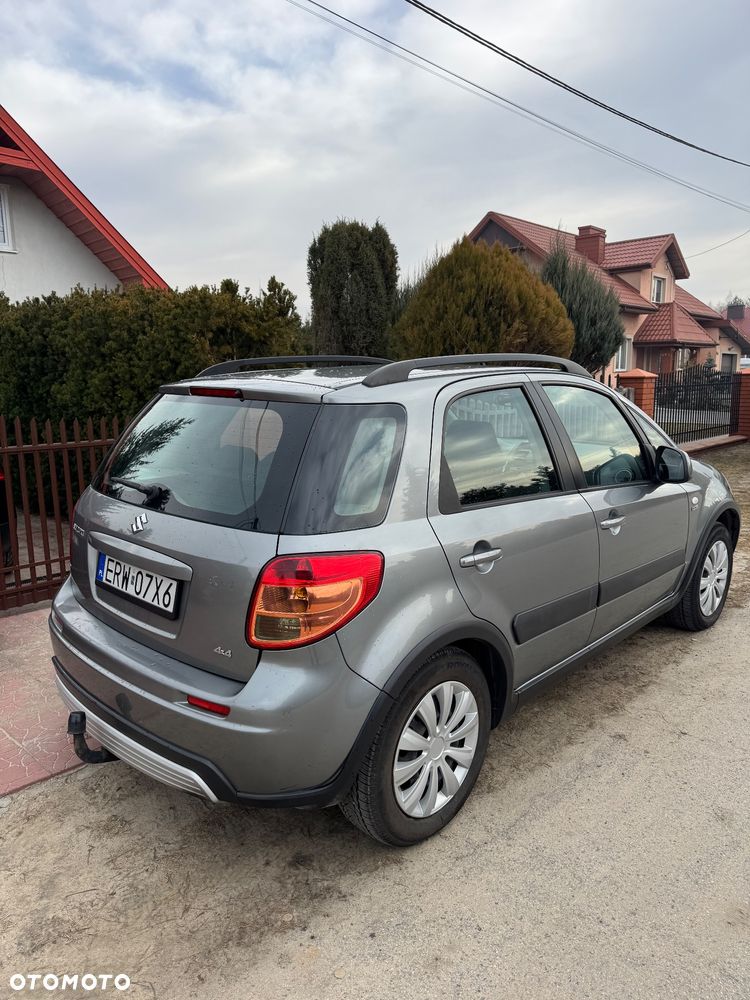 Suzuki SX4 1.9 DDiS DPF 4x4 Comfort - 3