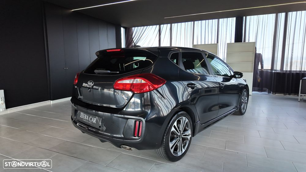 Kia Ceed 1.6 CRDi GT Line - 22