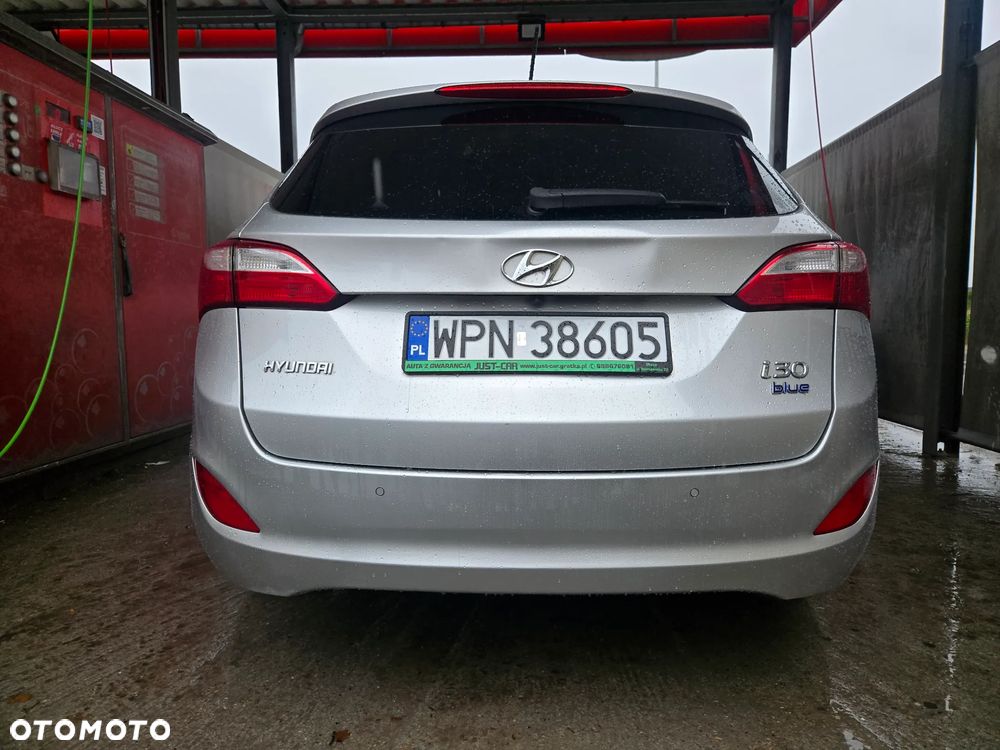 Hyundai i30 1.6 GDI BlueDrive Comfort - 10