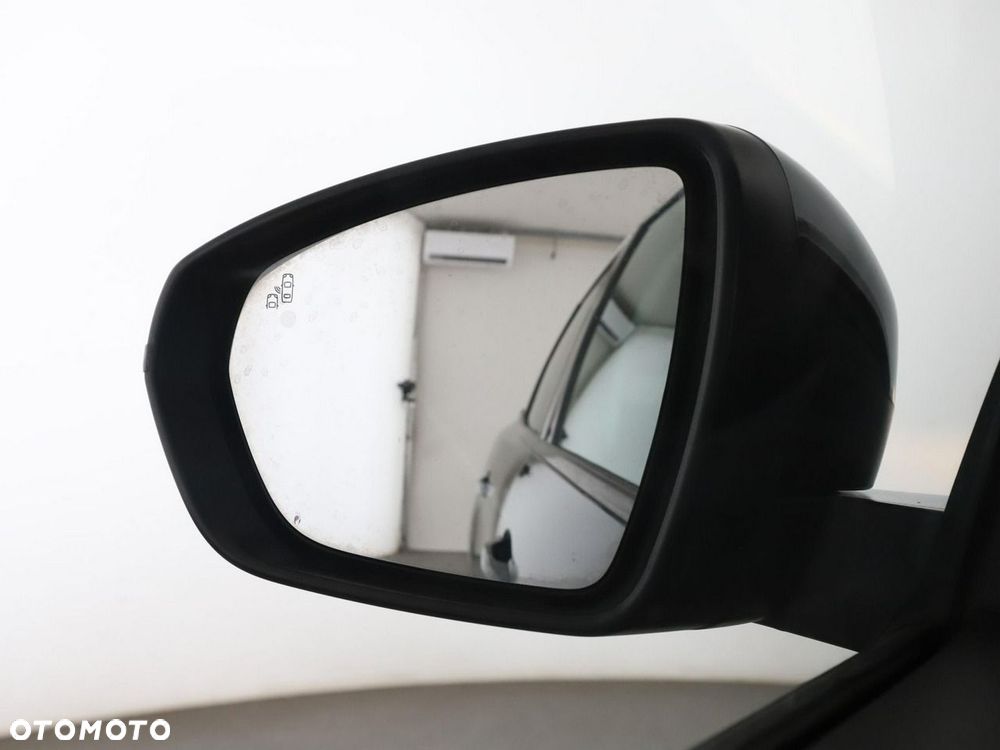 Peugeot 3008 1.5 BlueHDi Allure S&S - 38