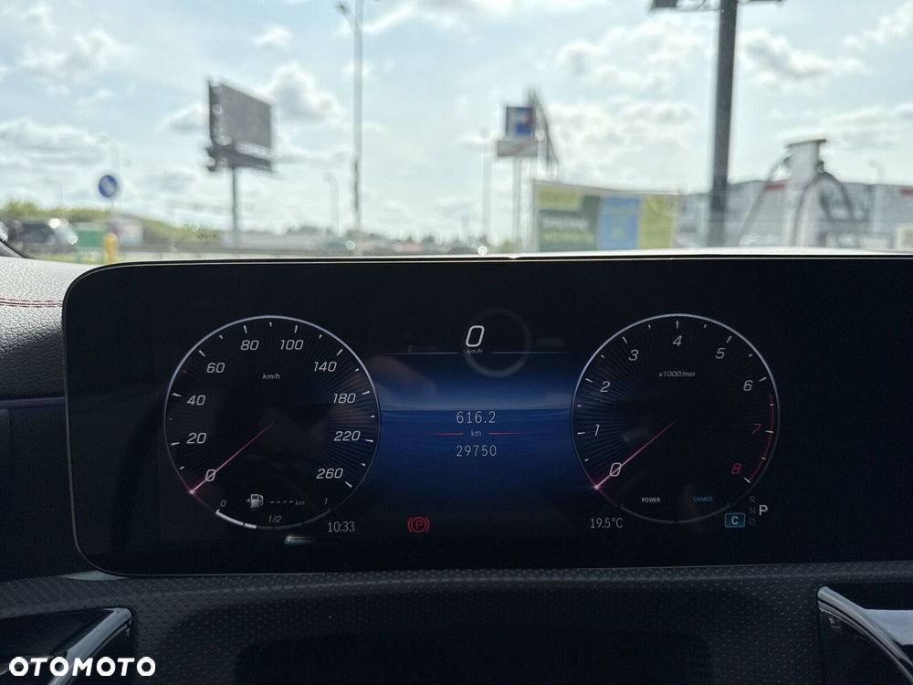 Mercedes-Benz CLA - 13