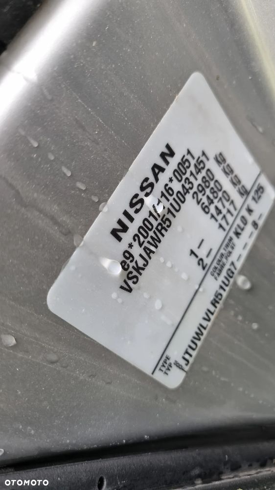 Nissan Pathfinder 3.0 D V6 LE EU5 - 23