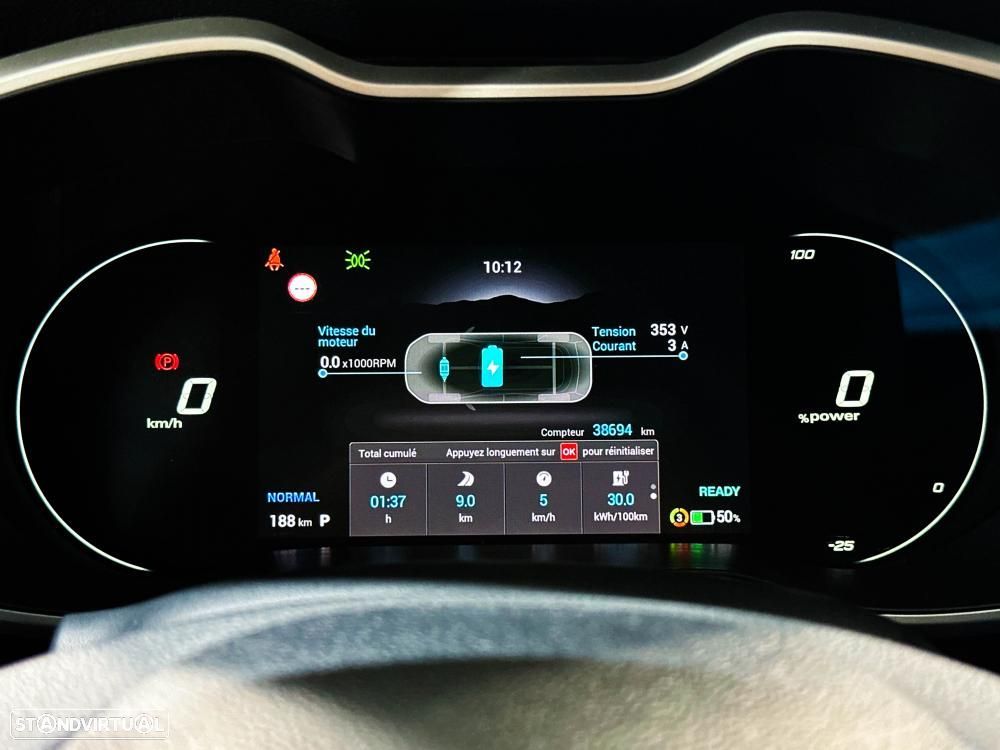 MG ZS EV 72.6 kWh Luxury - 44