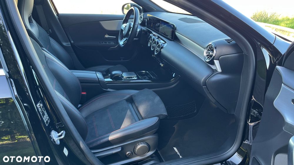 Mercedes-Benz Klasa A 200 AMG Line 7G-DCT - 32