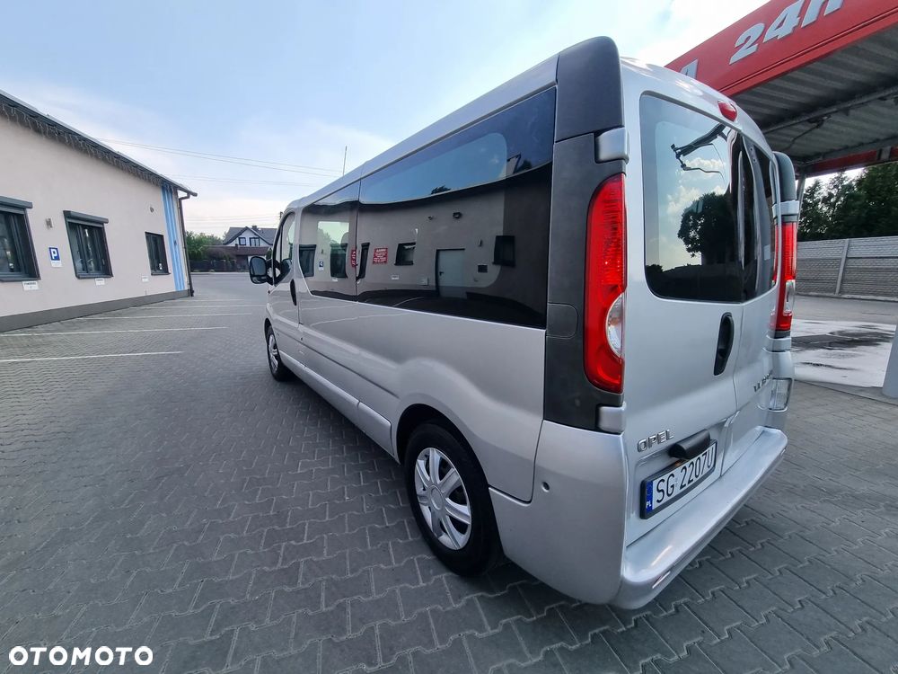 Opel Vivaro - 15
