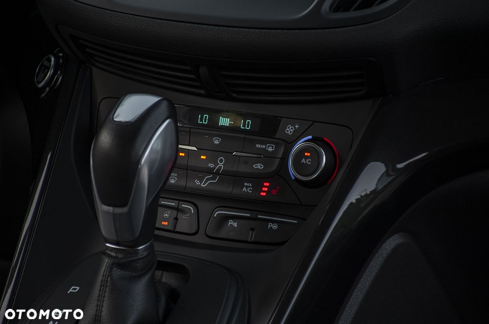 Ford Kuga 1.5 EcoBoost AWD Titanium ASS - 17