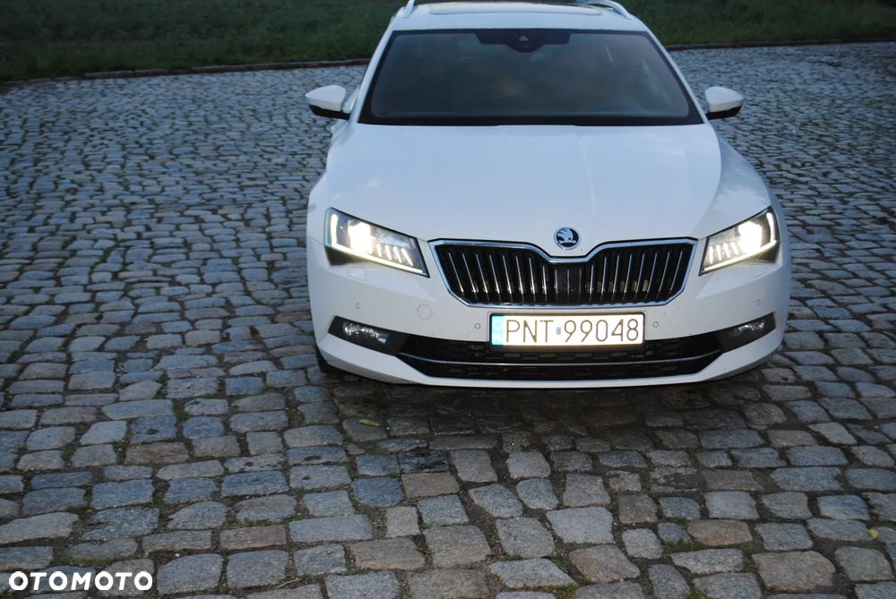 Skoda Superb 2.0 TDI 4x4 L&K DSG - 3