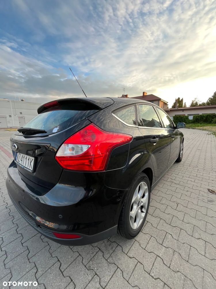 Ford Focus 1.6 Ti-VCT Champions Edition - 4