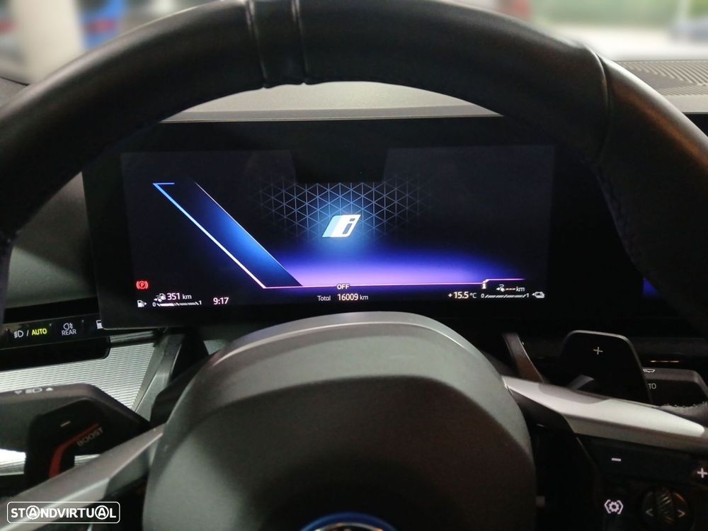 BMW 530 e Pack M - 13