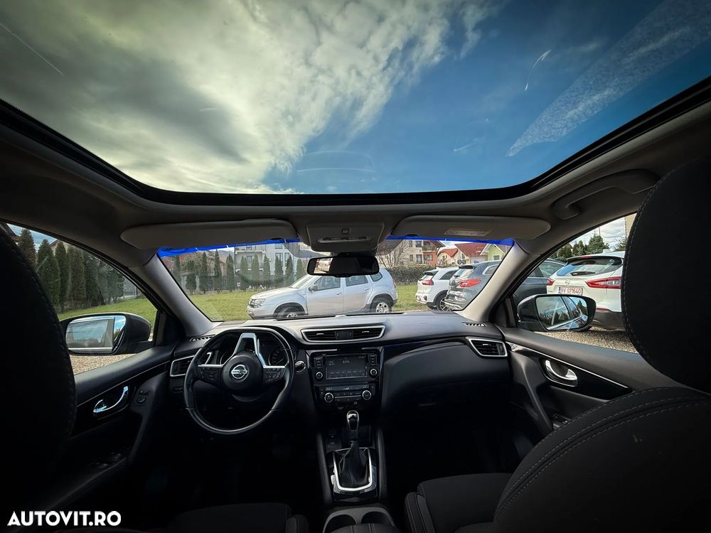 Nissan Qashqai 1.7 dCi Xtronic ALL-MODE 4x4i TEKNA - 9