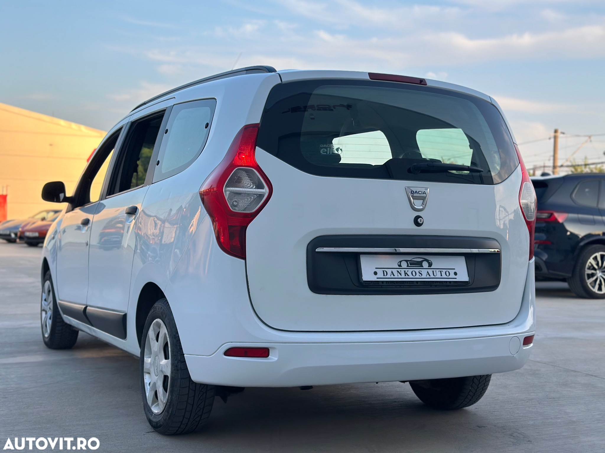 Dacia Lodgy 1.5 Blue dCi Ambiance - 23