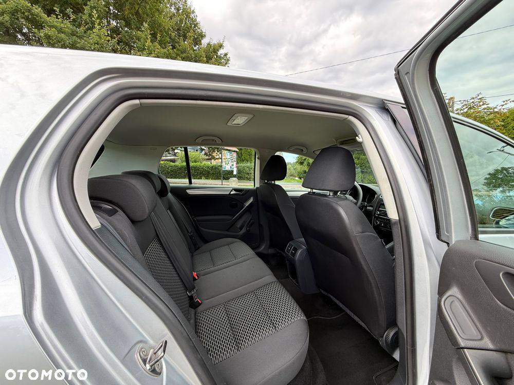 Volkswagen Golf VI 2.0 TDI Comfortline - 26
