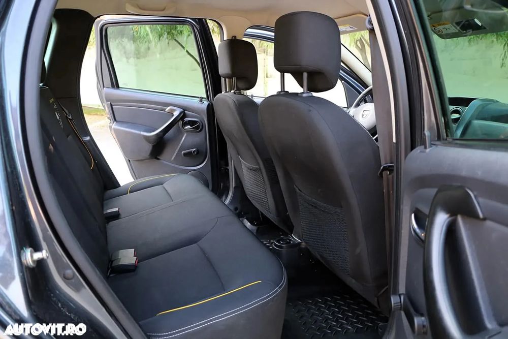 Dacia Duster 1.5 dCi 4x2 Laureate - 6