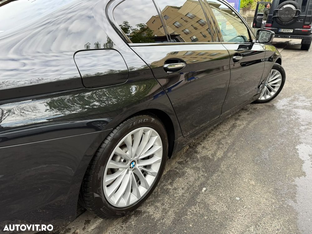 BMW Seria 5 530d xDrive Aut. Luxury Line - 8