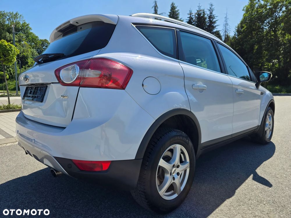 Ford Kuga 2.0 TDCi 4x4 Titanium - 33