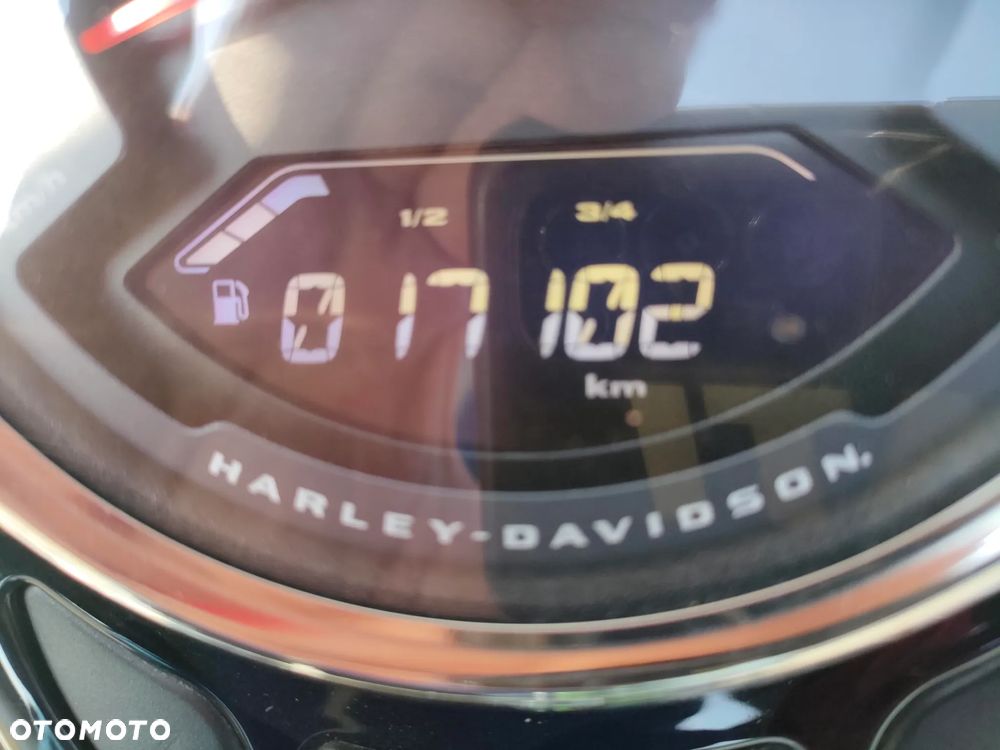 Harley-Davidson Softail Heritage Classic - 4