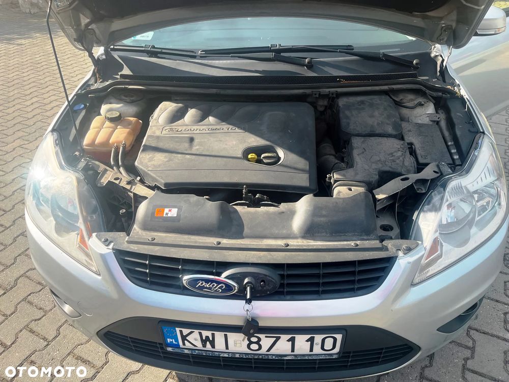 Ford Focus 2.0 TDCi DPF Ghia - 19