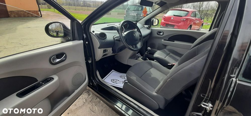 Renault Twingo - 25