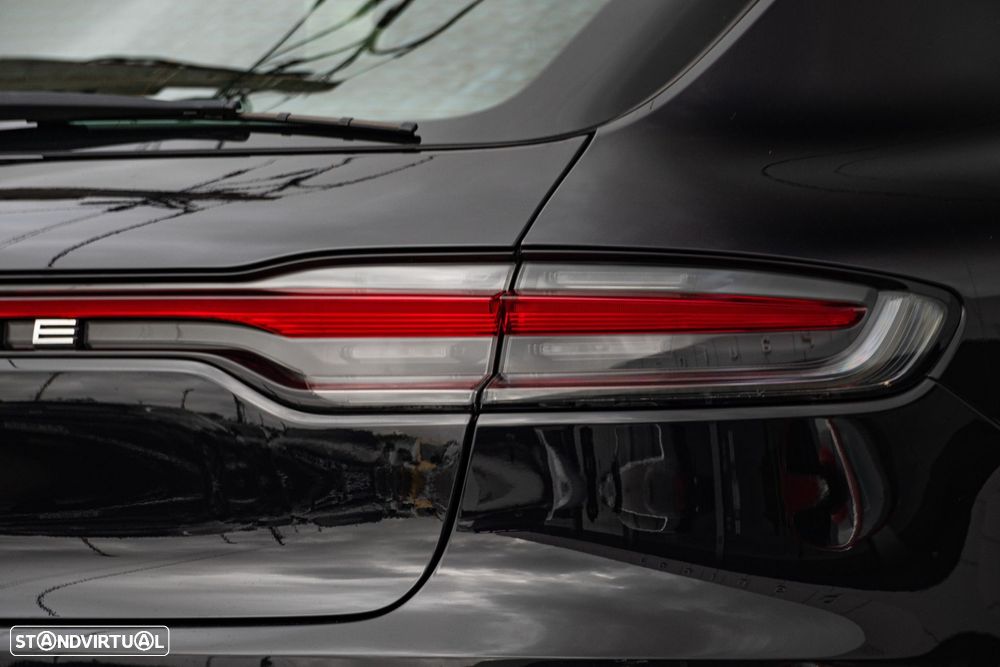 Porsche Macan Turbo - 13
