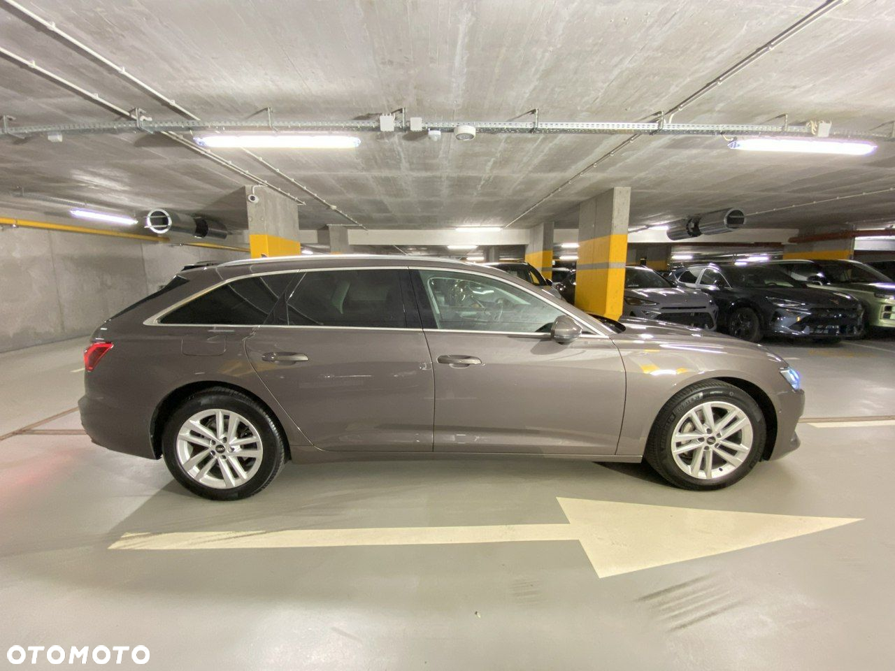 Audi A6 - 8