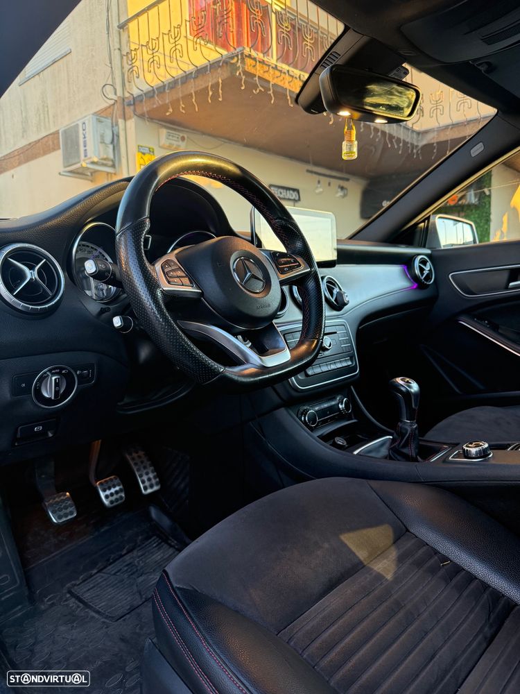 Mercedes-Benz CLA 180 CDI AMG Line - 11