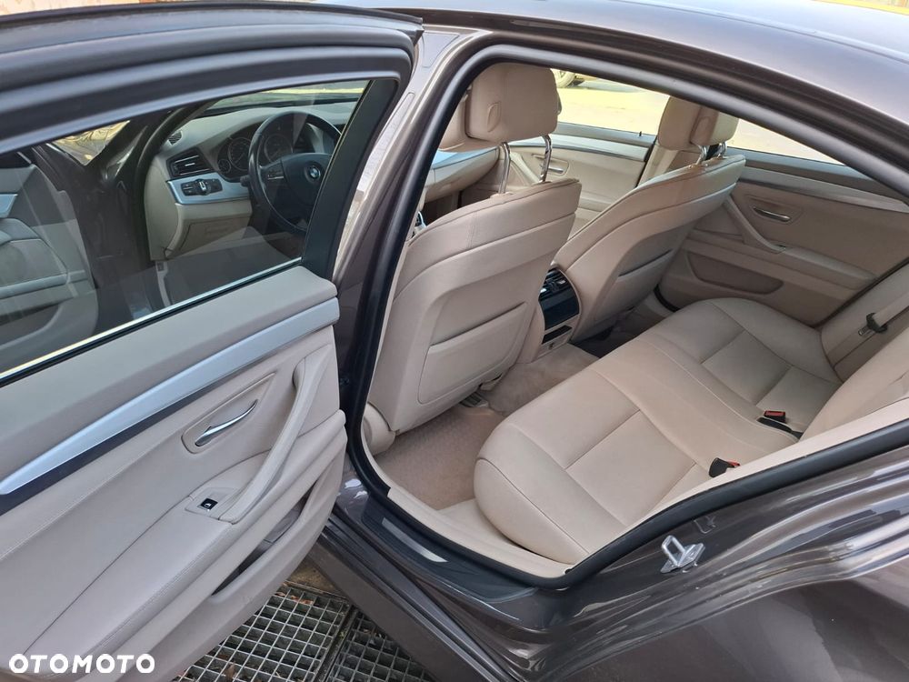 BMW Seria 5 530d - 7