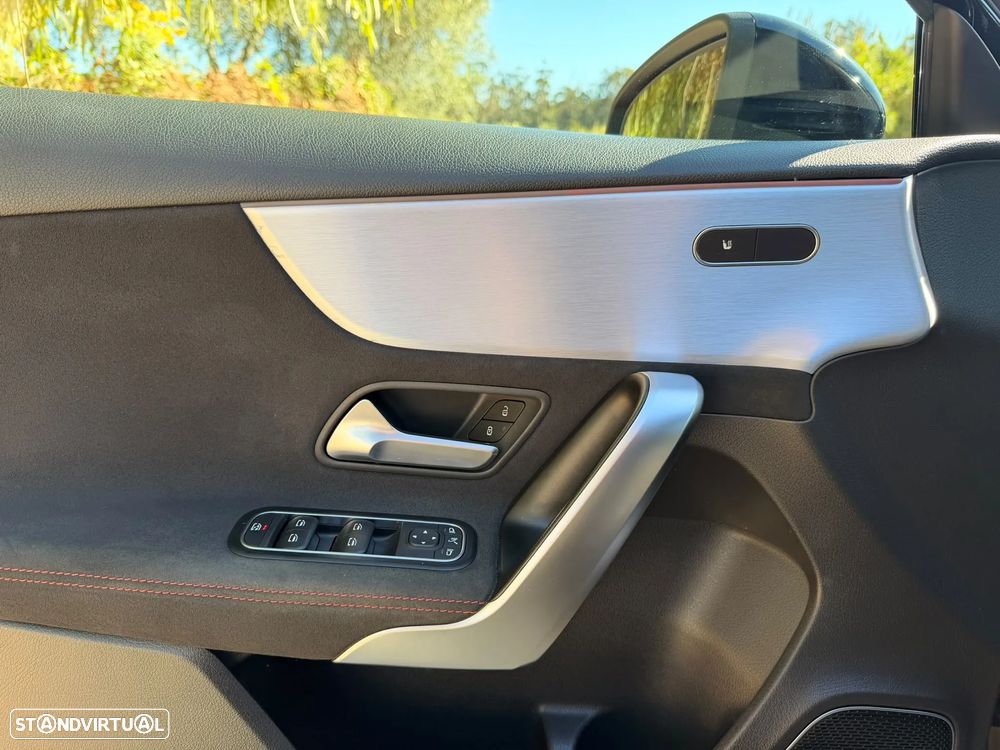 Mercedes-Benz A 45 AMG S 4Matic+ - 23