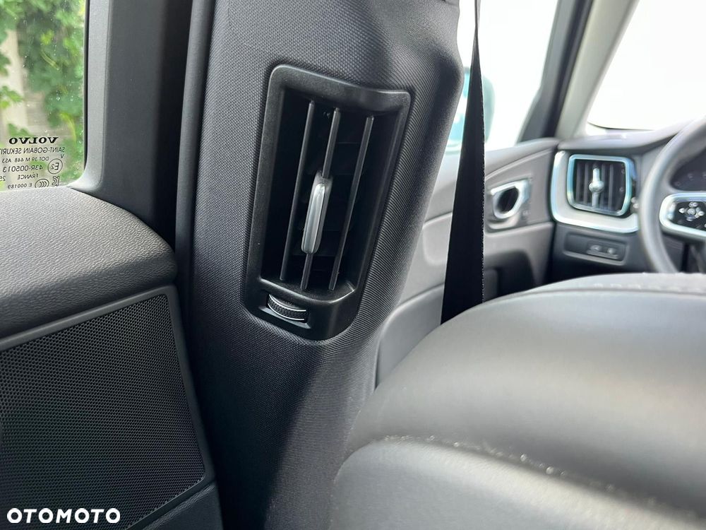 Volvo XC 60 - 36