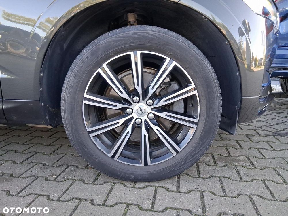 Volvo XC 60 - 30