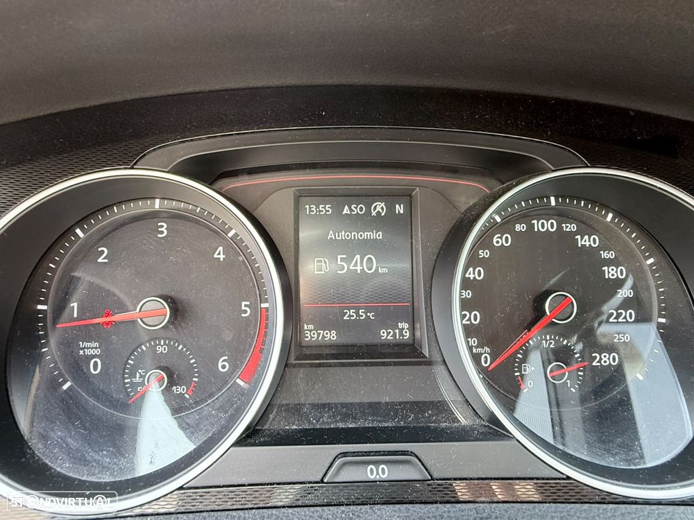 VW Golf 2.0 TDI GTD DSG - 3