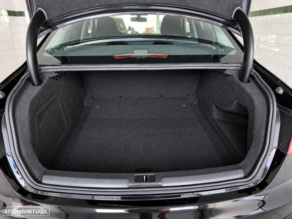 Audi A4 2.0 TDI Sport - 17