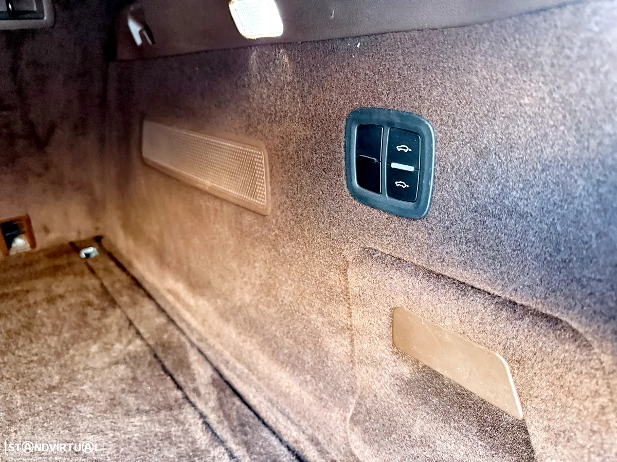 Porsche Cayenne E-Hybrid - 38