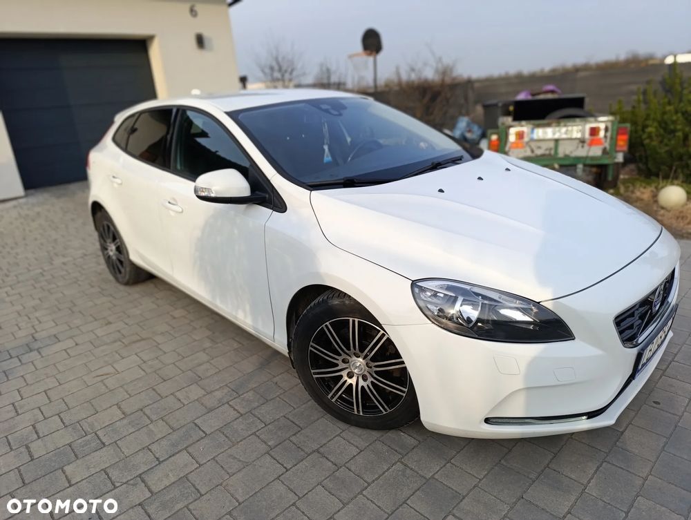 Volvo V40 - 2